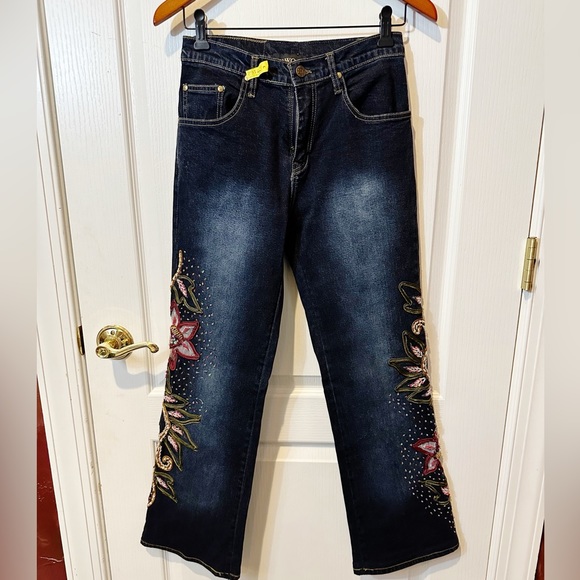 Sassy Thai Jeans Embellished with Embroidery and beading - Picture 1 of 5